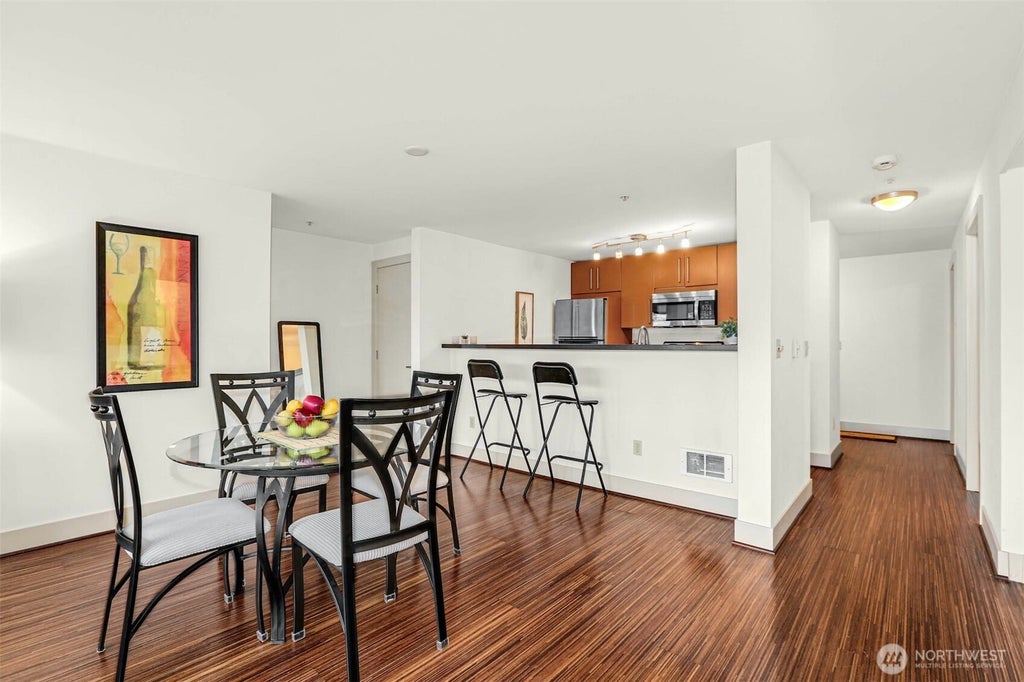 Photo of 1550 Eastlake Avenue E #203, Seattle, WA 98102 (MLS # 2576791)