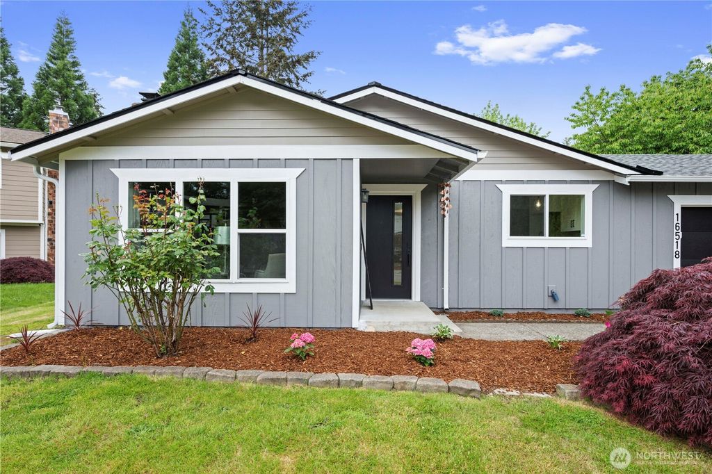 Photo of 16518 26th Avenue SE, Bothell, WA 98012 (MLS # 2527635)