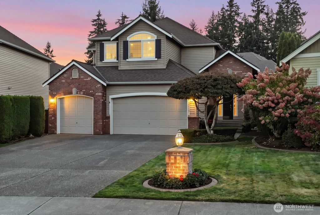 Photo of 20632 37th Avenue SE, Bothell, WA 98021 (MLS # 2588147)
