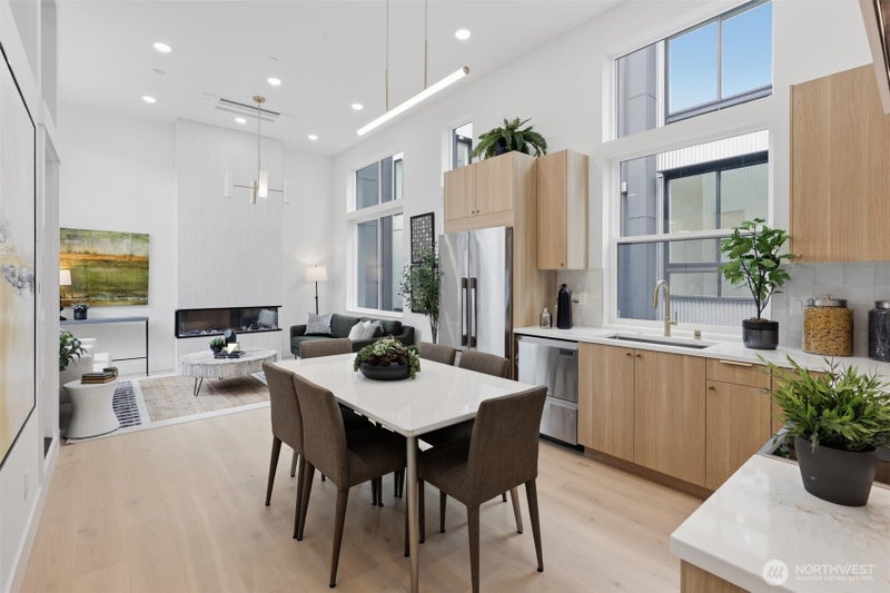 2014 Fairview Avenue E C