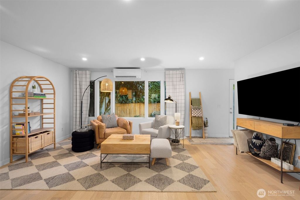 Photo of 1519 5th Avenue W #2, Seattle, WA 98119 (MLS # 2471245)