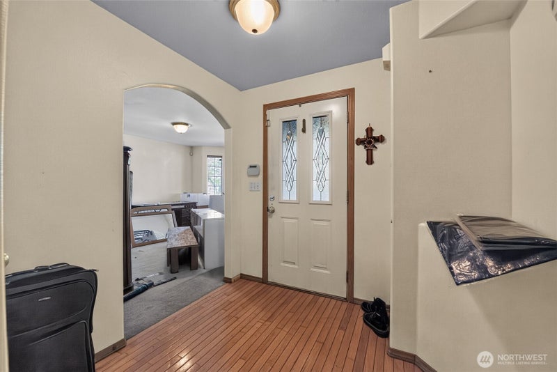 2002 Kyle St SE