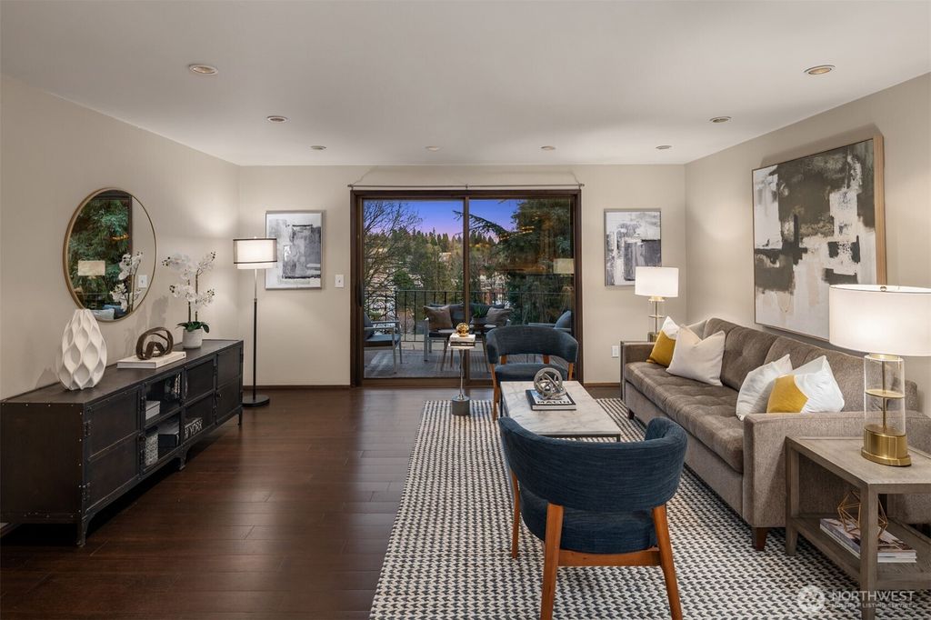 Photo of 5220 21st Avenue NE #2, Seattle, WA 98105 (MLS # 2478864)