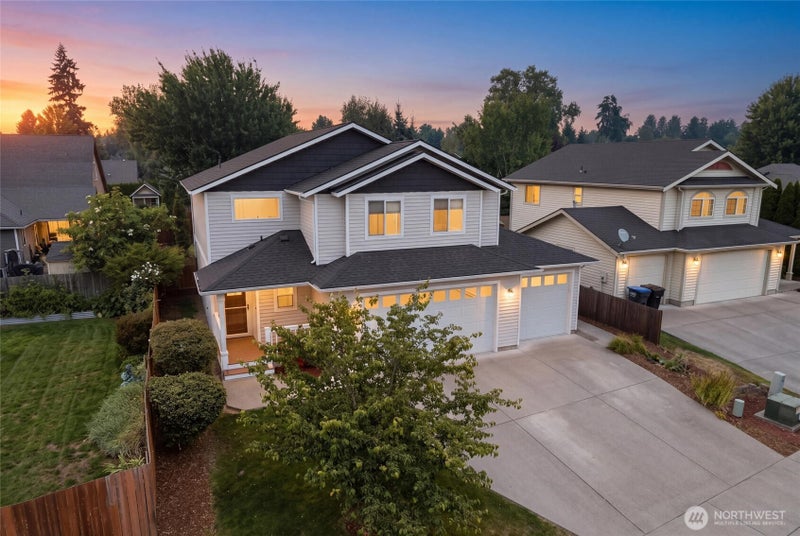 1854 Woodmere Loop