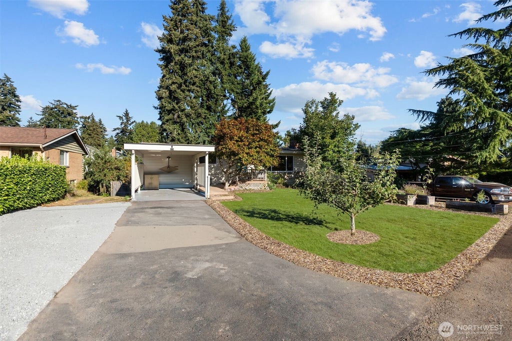 Photo of 21903 82nd Place W, Edmonds, WA 98026 (MLS # 2559603)