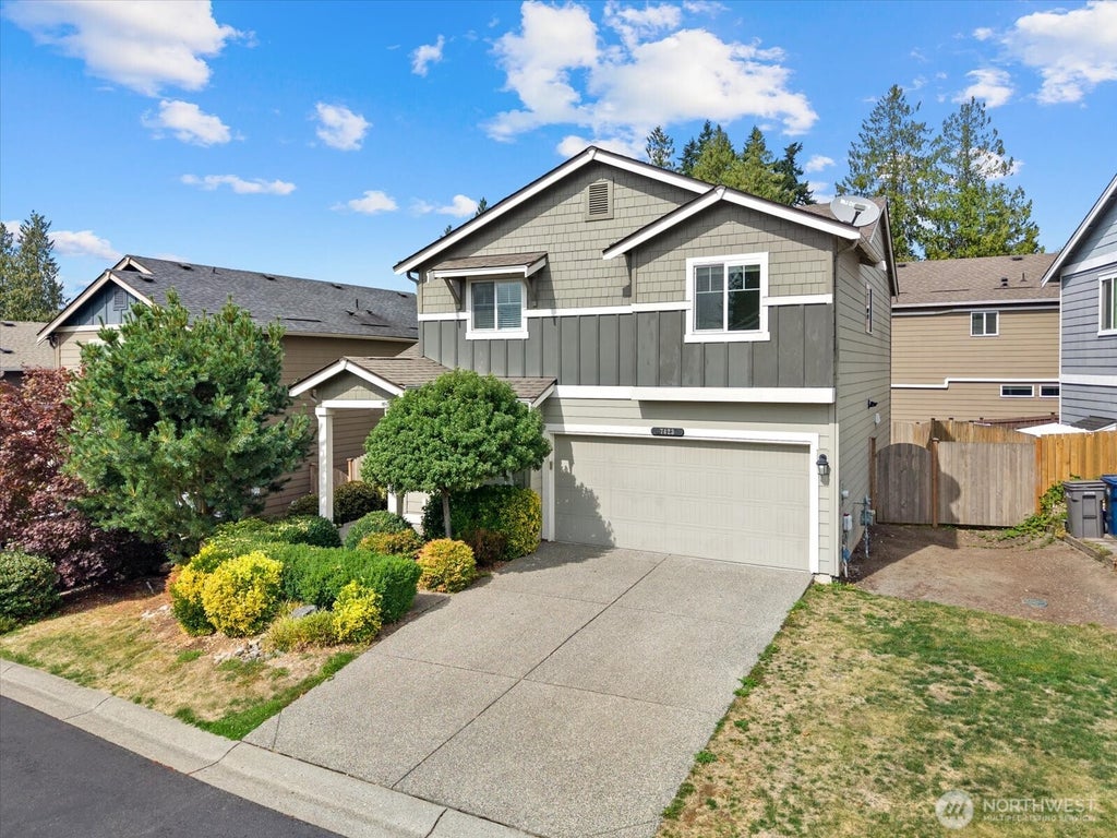 Photo of 7423 19th Place SE, Lake Stevens, WA 98258 (MLS # 2563646)