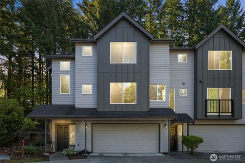 Photo of 3752 257th Avenue SE, Sammamish, WA 98029 (MLS # 2498235)