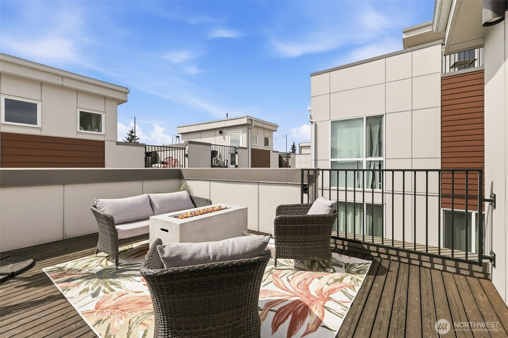 Photo of 1498 NW 75th Street, Seattle, WA 98117 (MLS # 2586671)