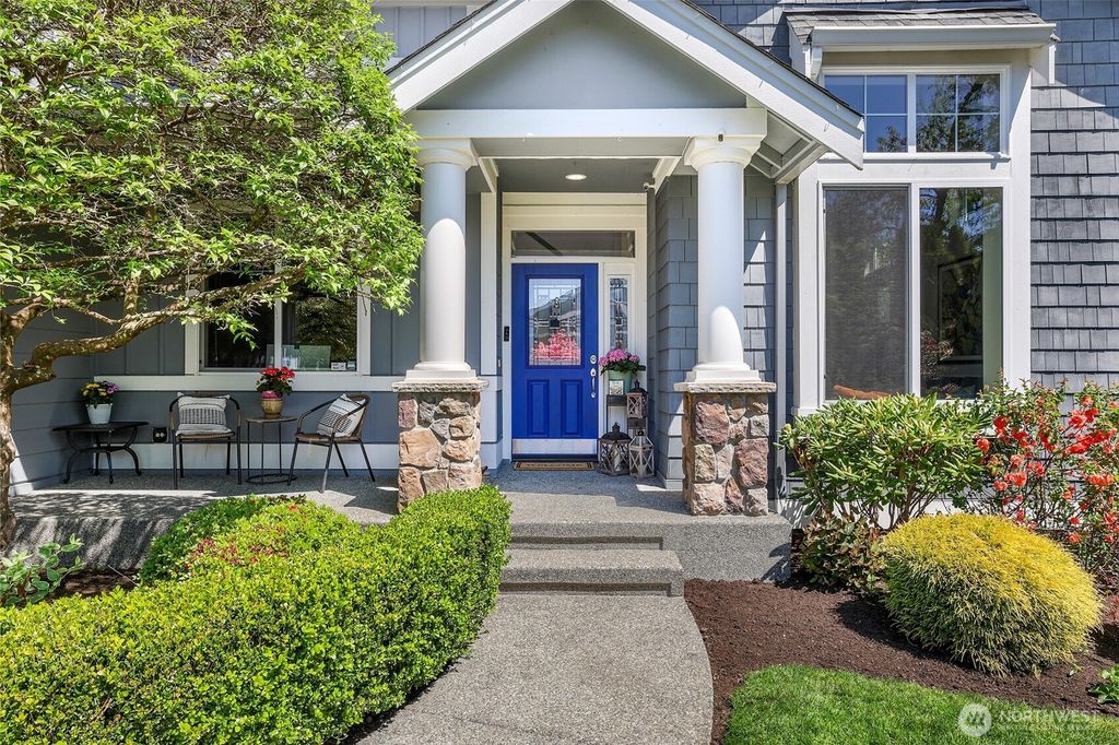 Photo of 5440 NE 2nd Court, Renton, WA 98059 (MLS # 2501319)