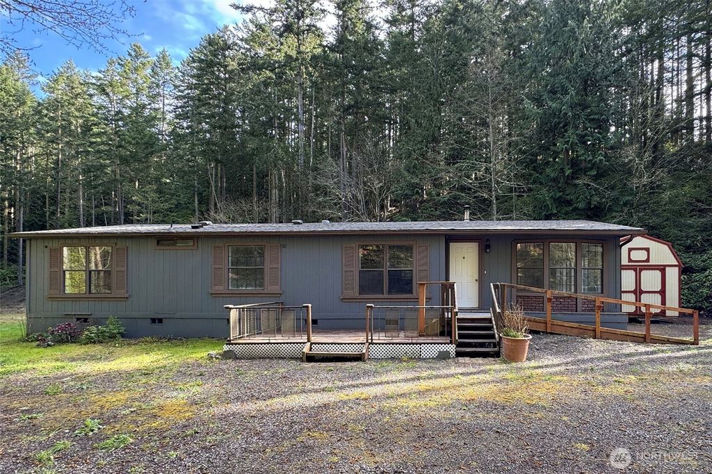 Photo of 286 Canyon Estates Drive, Sequim, WA 98382 (MLS # 2501182)