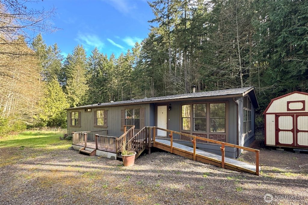 Photo of 286 Canyon Estates Drive, Sequim, WA 98382 (MLS # 2501182)