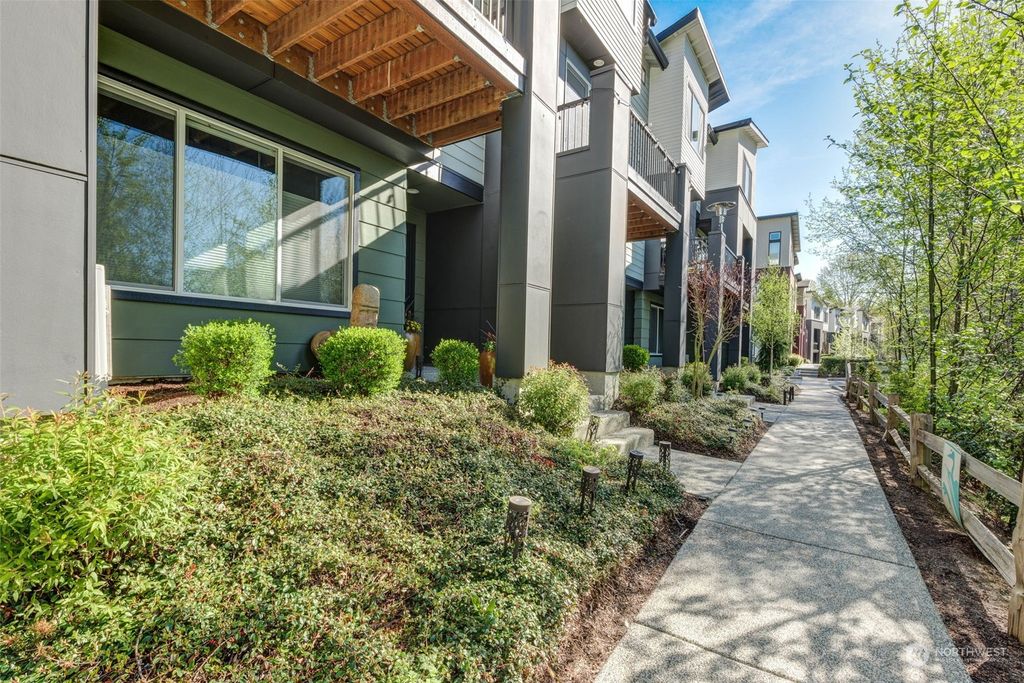 Photo of 524 Pl SE 238th Pl #D, Bothell, WA 98021 (MLS # 2222511)