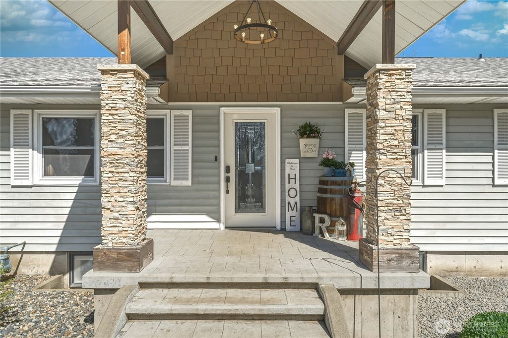 Photo of 107 Green Street, Walla Walla, WA 99362 (MLS # 2506574)