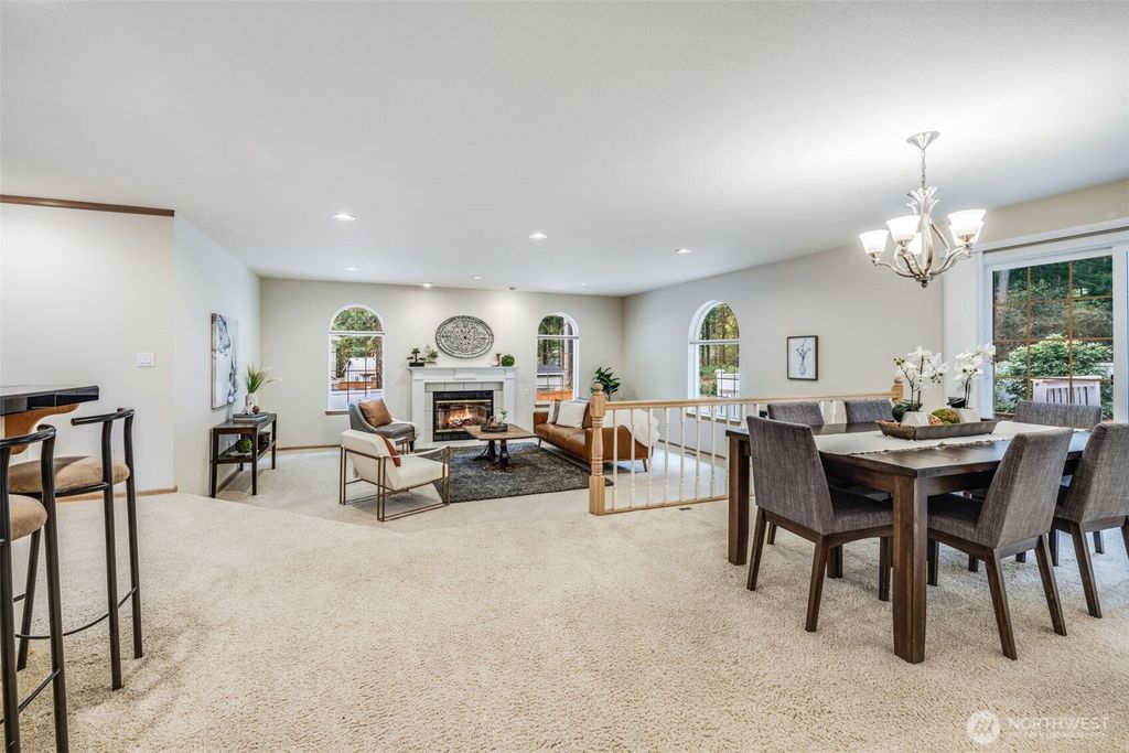 listing image 9362492330187548457