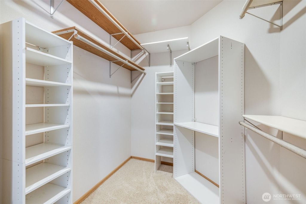 listing image 9363711760263726491