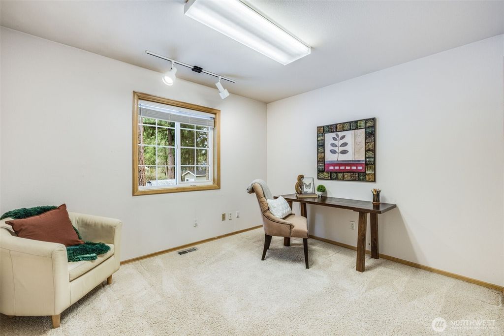 listing image 9361646650361659548