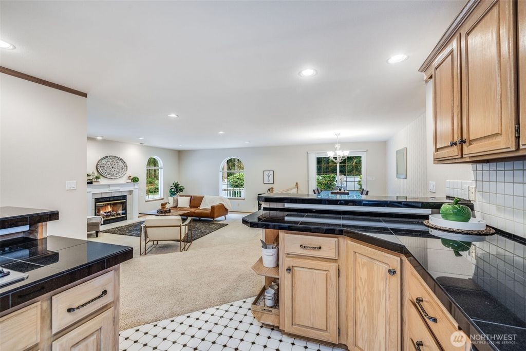listing image 9363626220089008916