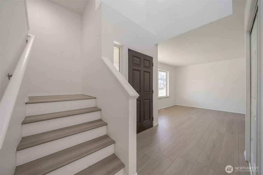 Photo of 9925 S 242nd Place, Kent, WA 98030 (MLS # 2511155)