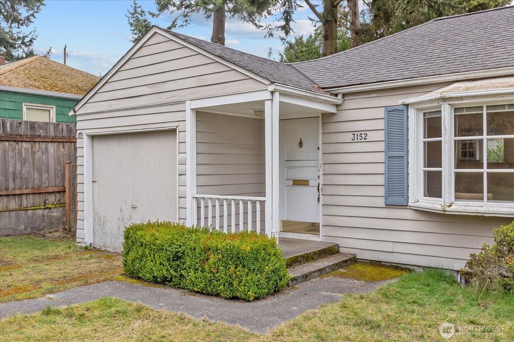 Photo of 3152 NE 82nd Street, Seattle, WA 98115 (MLS # 2483274)