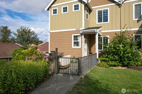 Photo of 3325 Sussex DR, Bellingham, WA 98226 (MLS # 2578480)