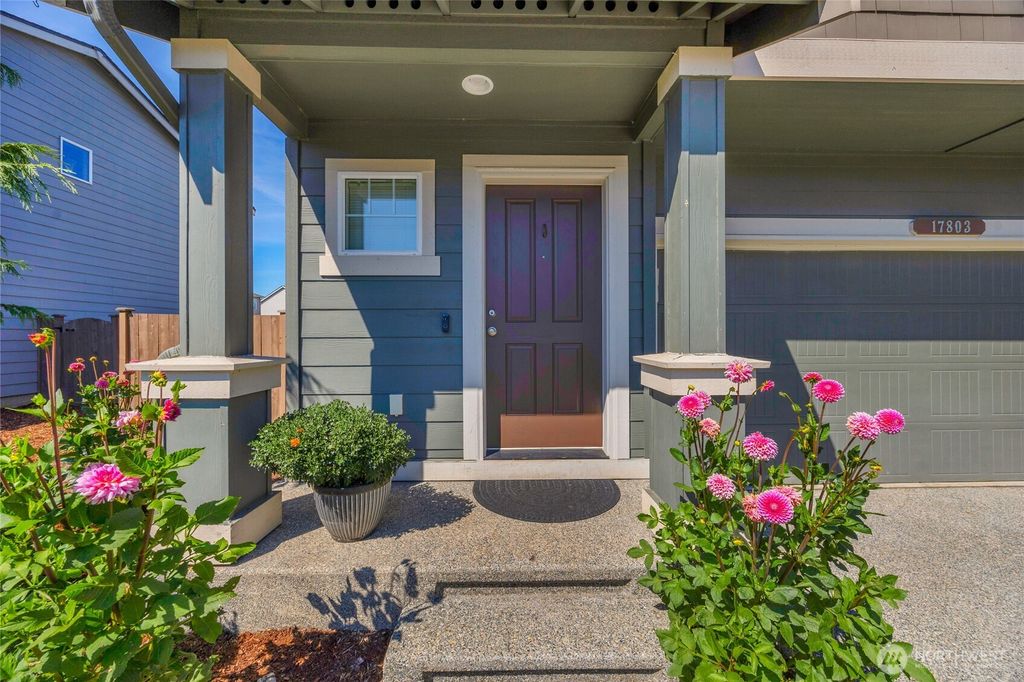Photo of 17803 Juniper Street, Granite Falls, WA 98252 (MLS # 2424677)