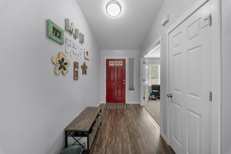 31 Glenn Road N