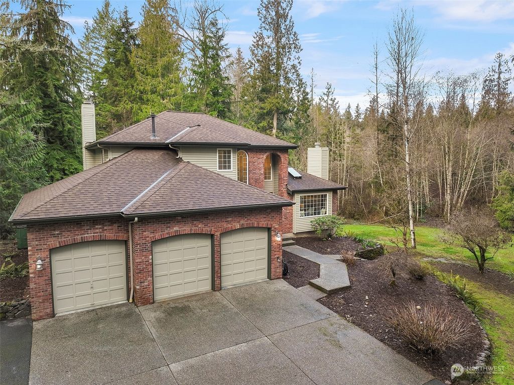 Photo of 22018 NE 56th Street, Redmond, WA 98053 (MLS # 2028197)