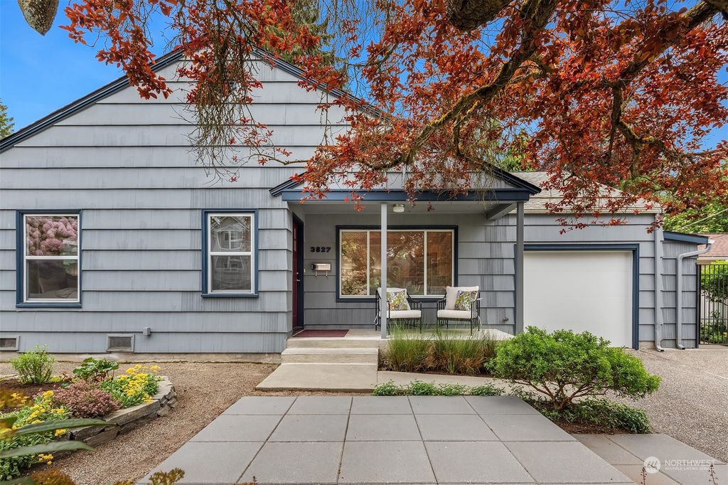 Photo of 3827 NE 86th Street, Seattle, WA 98115 (MLS # 2237316)