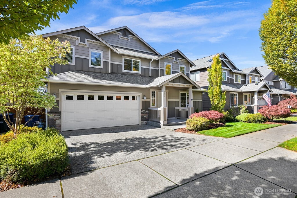 Photo of 221 Jeff Street, Mount Vernon, WA 98274 (MLS # 2589705)