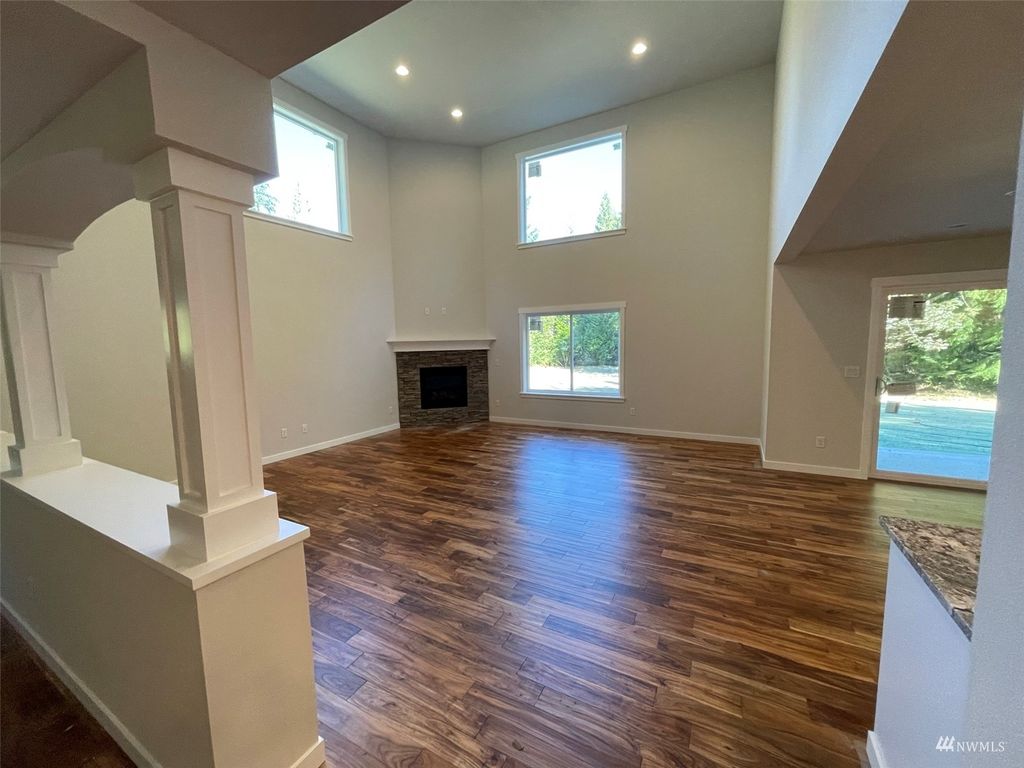 Photo of 20029 118th Street SE, Snohomish, WA 98290 (MLS # 1989485)