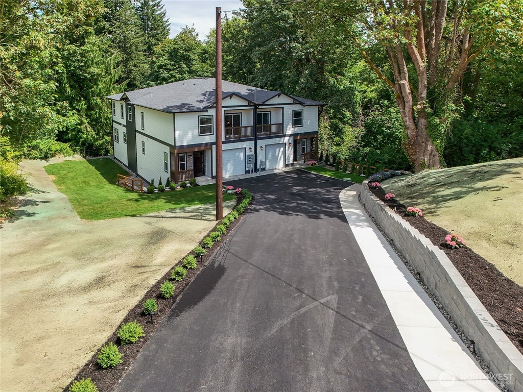 Photo of 3333 Nassau Street #A, Everett, WA 98201 (MLS # 2553615)