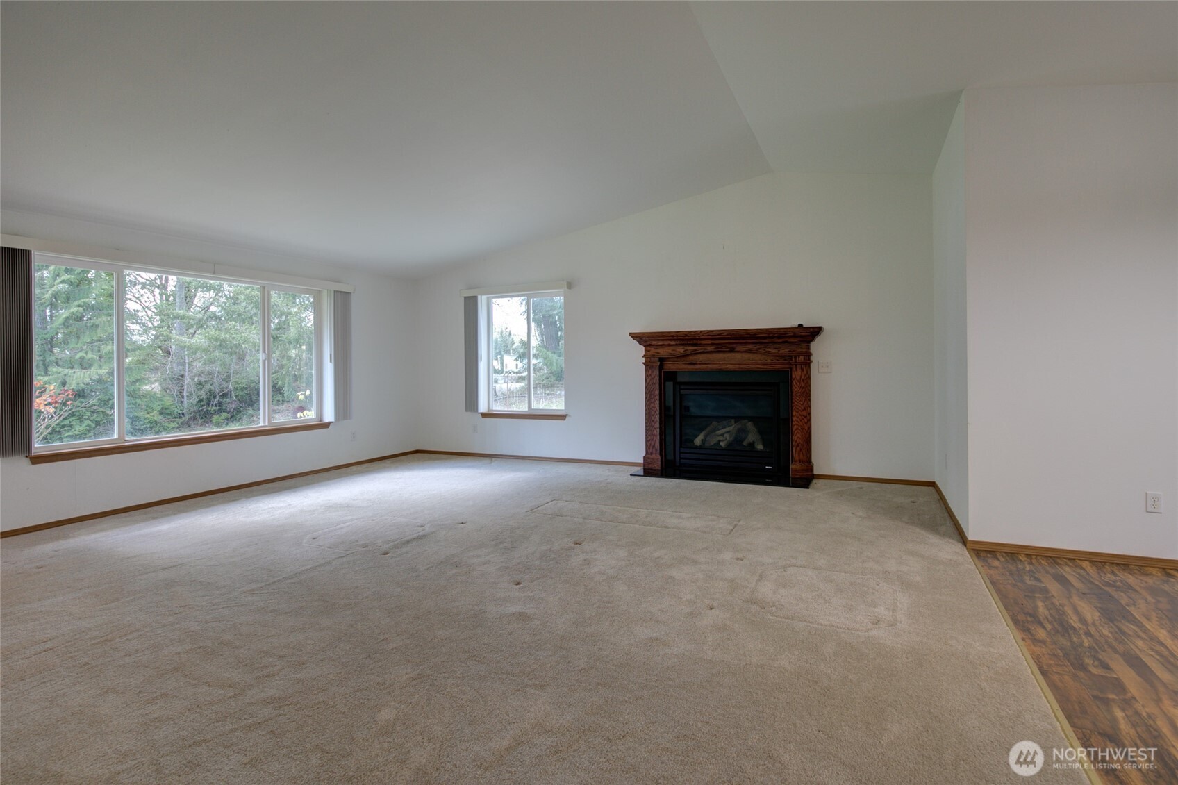 141 W Lost Lake View Drive