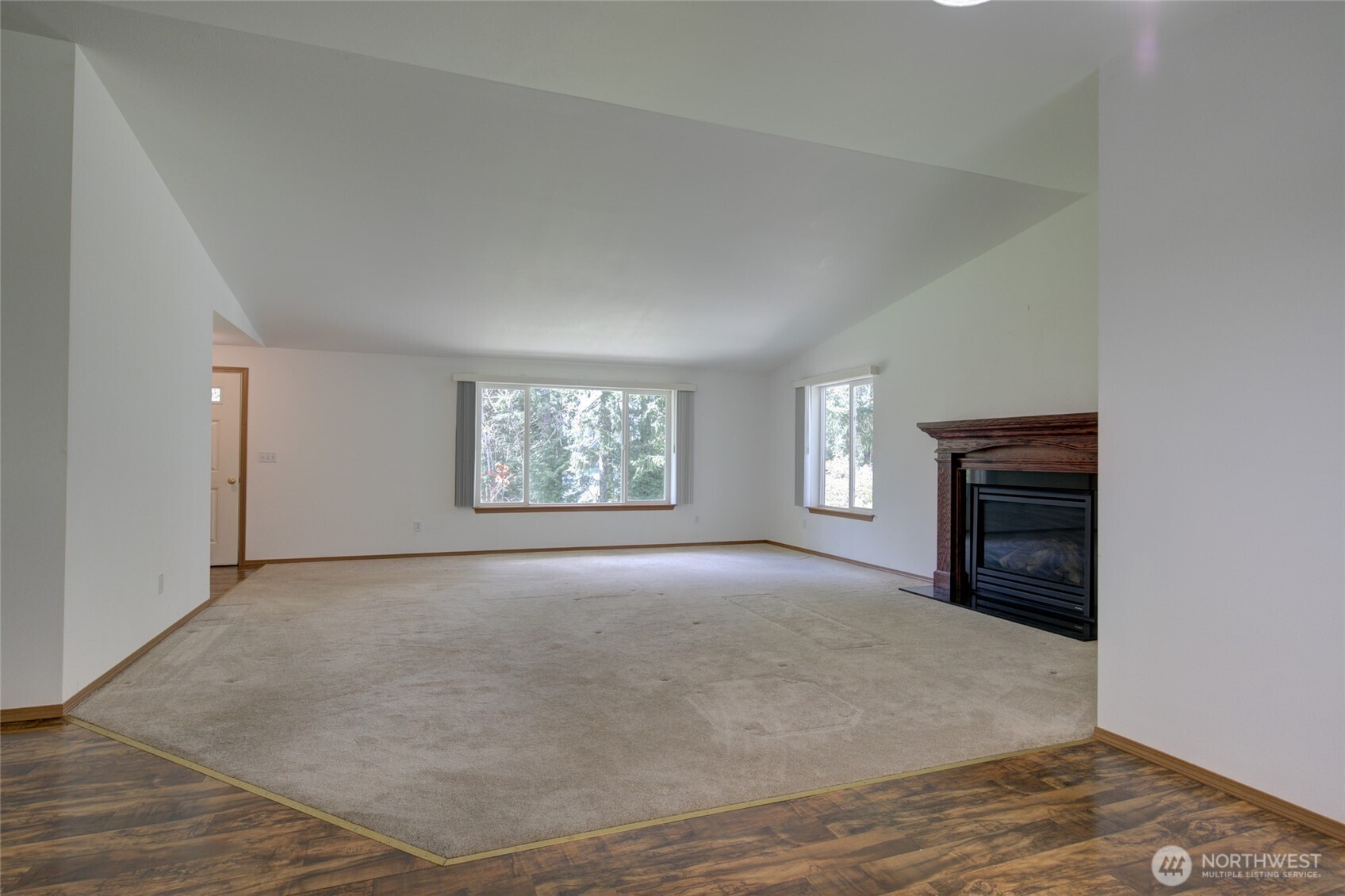 141 W Lost Lake View Drive