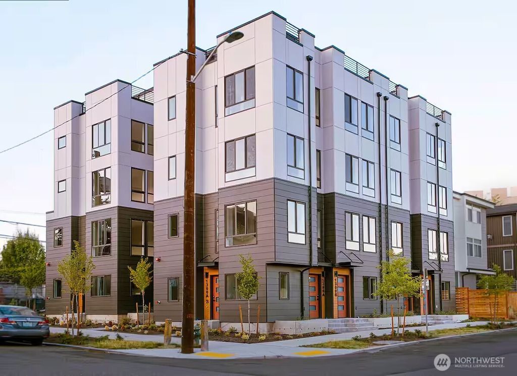 Photo of 444 13th Avenue, Seattle, WA 98122 (MLS # 2381992)