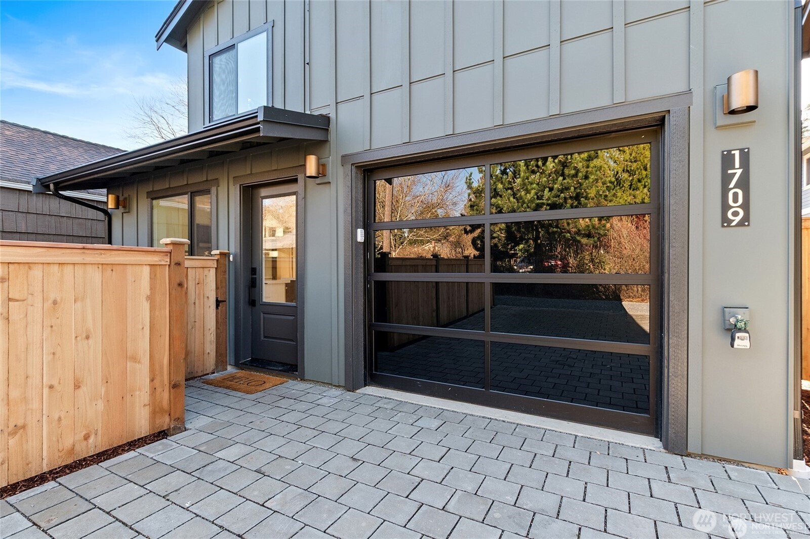 1709 NE 117th Street