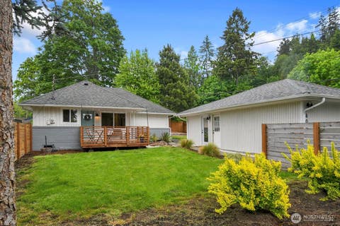 Photo of 406 Prospect Avenue, Mukilteo, WA 98275 (MLS # 2521755)