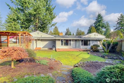Photo of 31451 7th PL SW Pl, Federal Way, WA 98023 (MLS # 2480094)