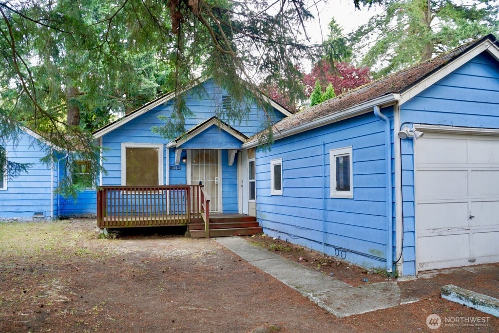 Photo of 14040 Ashworth Avenue N, Seattle, WA 98133 (MLS # 2587866)
