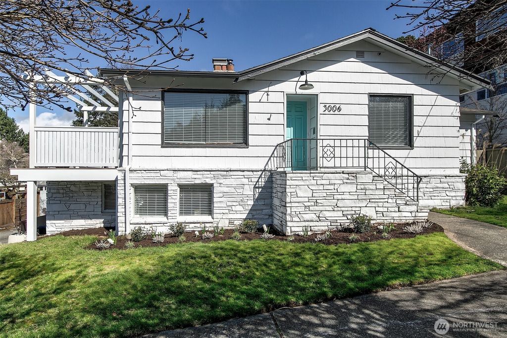 Photo of 3006 W Raye Street, Seattle, WA 98199 (MLS # 2345588)