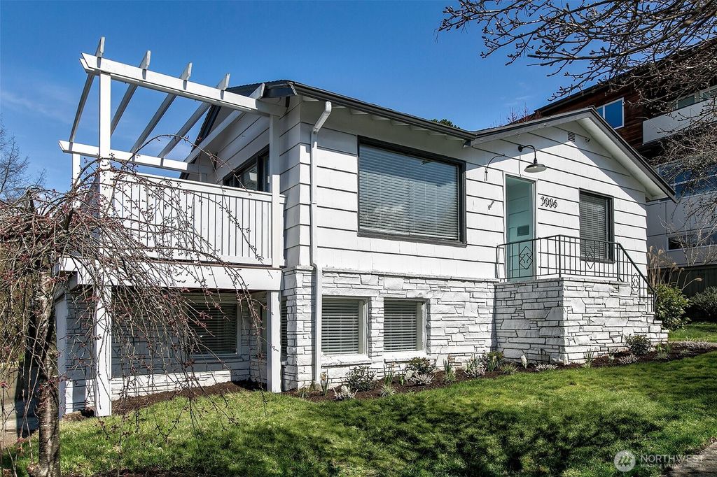 Photo of 3006 W Raye Street, Seattle, WA 98199 (MLS # 2345588)