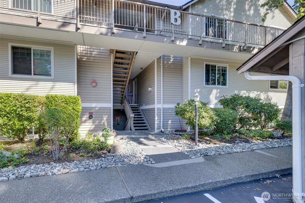 Photo of 11527 Highway 99 #B103, Everett, WA 98204 (MLS # 2471256)
