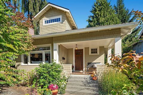 Photo of 1418 33rd Avenue, Seattle, WA 98122 (MLS # 2442842)