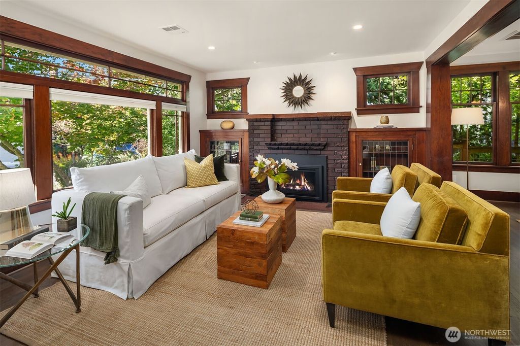 Photo of 1418 33rd Avenue, Seattle, WA 98122 (MLS # 2442842)