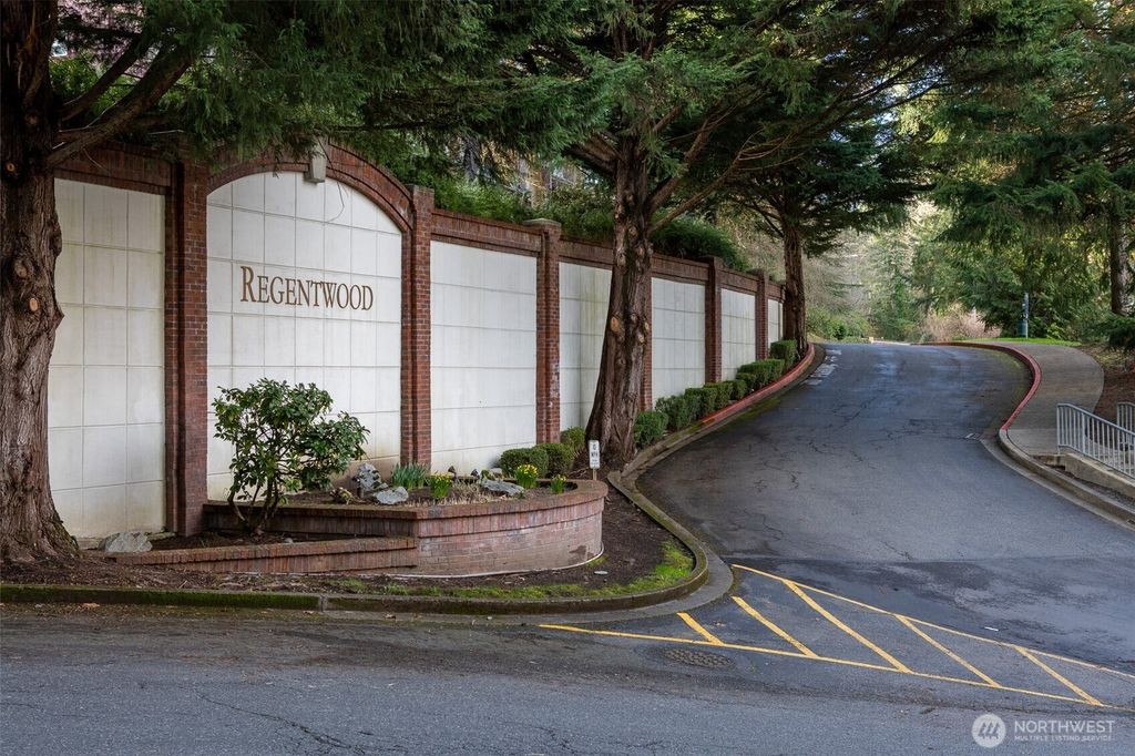 Photo of 15917 Waynita Way NE #E206, Bothell, WA 98011 (MLS # 2485558)