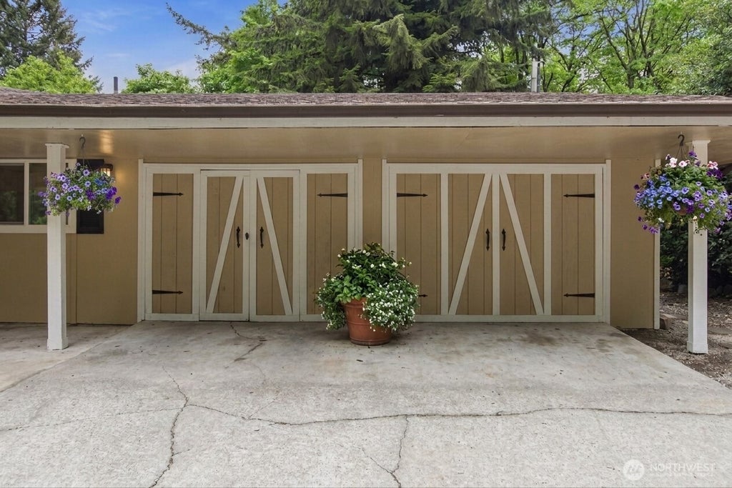 Photo of 18506 SE 294th Street, Kent, WA 98042 (MLS # 2525165)