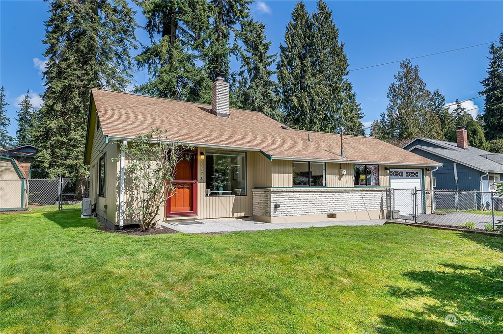 Photo of 2117 208th Place SW, Lynnwood, WA 98036 (MLS # 2049342)