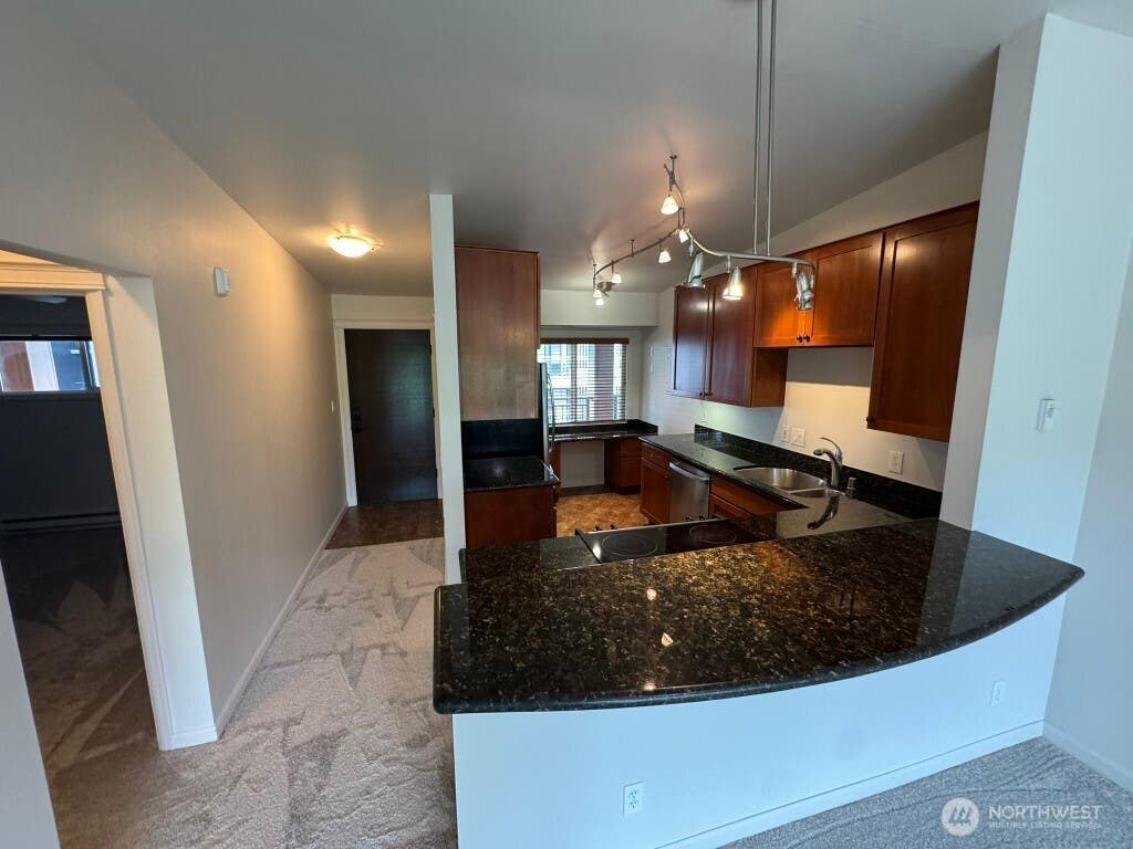Photo of 130 105th Avenue SE #314, Bellevue, WA 98004 (MLS # 2560769)