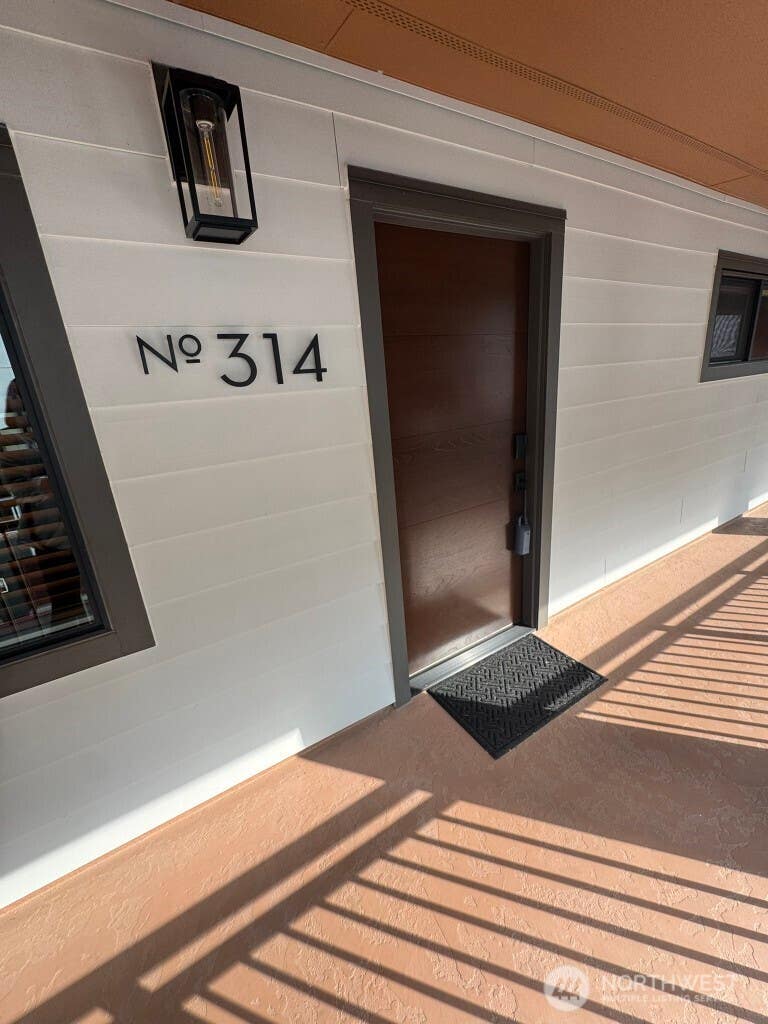 Photo of 130 105th Avenue SE #314, Bellevue, WA 98004 (MLS # 2560769)