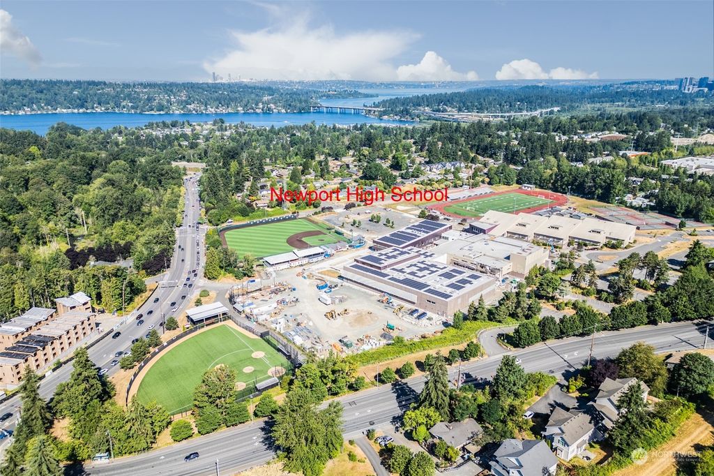 Photo of 14009 SE 37th Pl Pl, Bellevue, WA 98006 (MLS # 2314801)