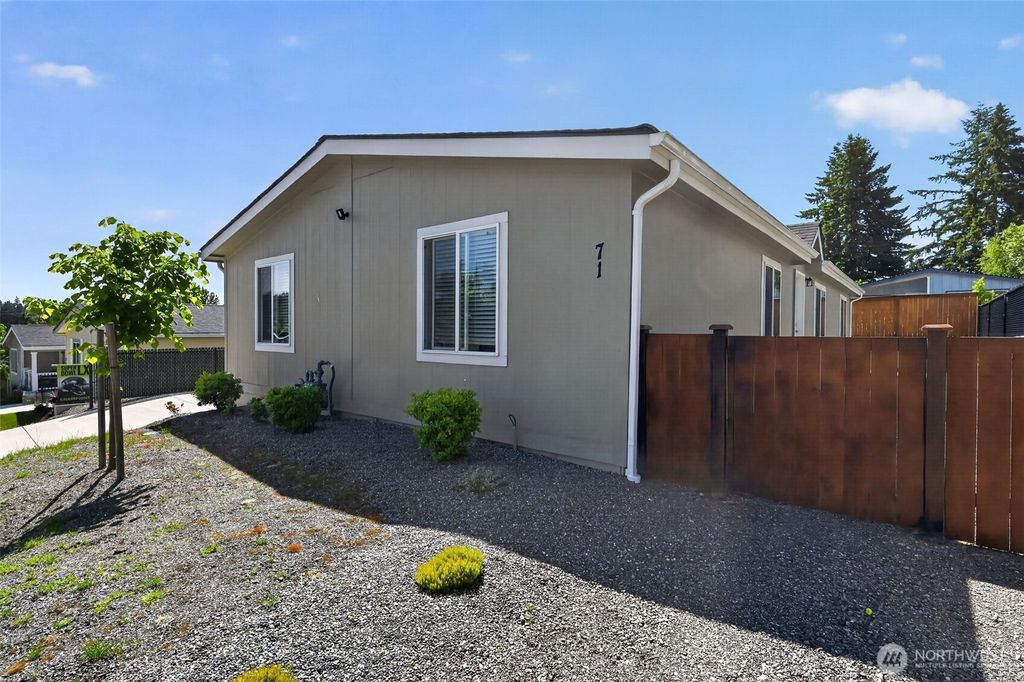 Photo of 23708 Locust Way #71, Bothell, WA 98021 (MLS # 2530475)